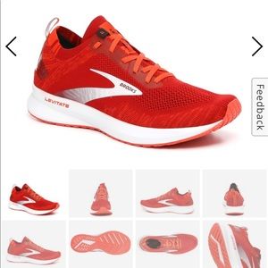 Mens running shoes